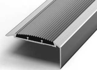 Порог 135см ПУ-70 57,7х27мм 001 алюминиевый угол с накладкой Лука---5%