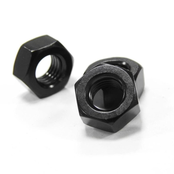 Гайка черная М18